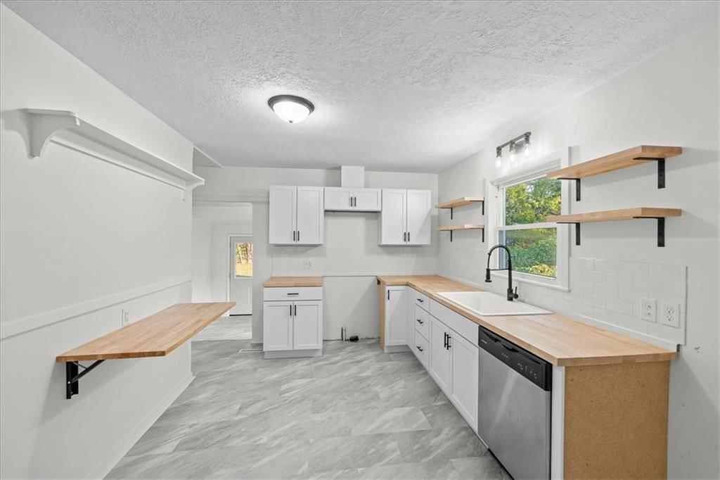 1601 S Independence Street — photo 5