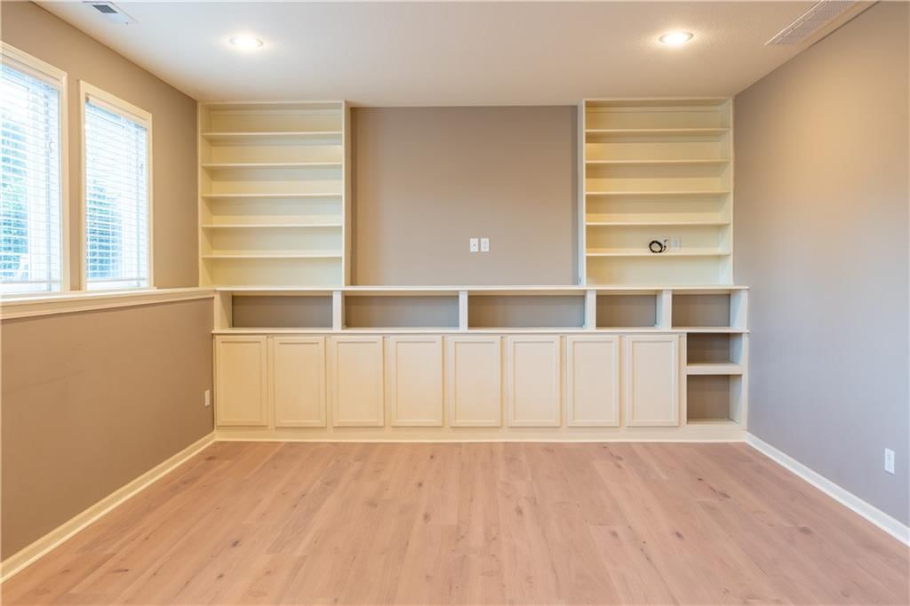 4708 Corinth Drive — photo 11