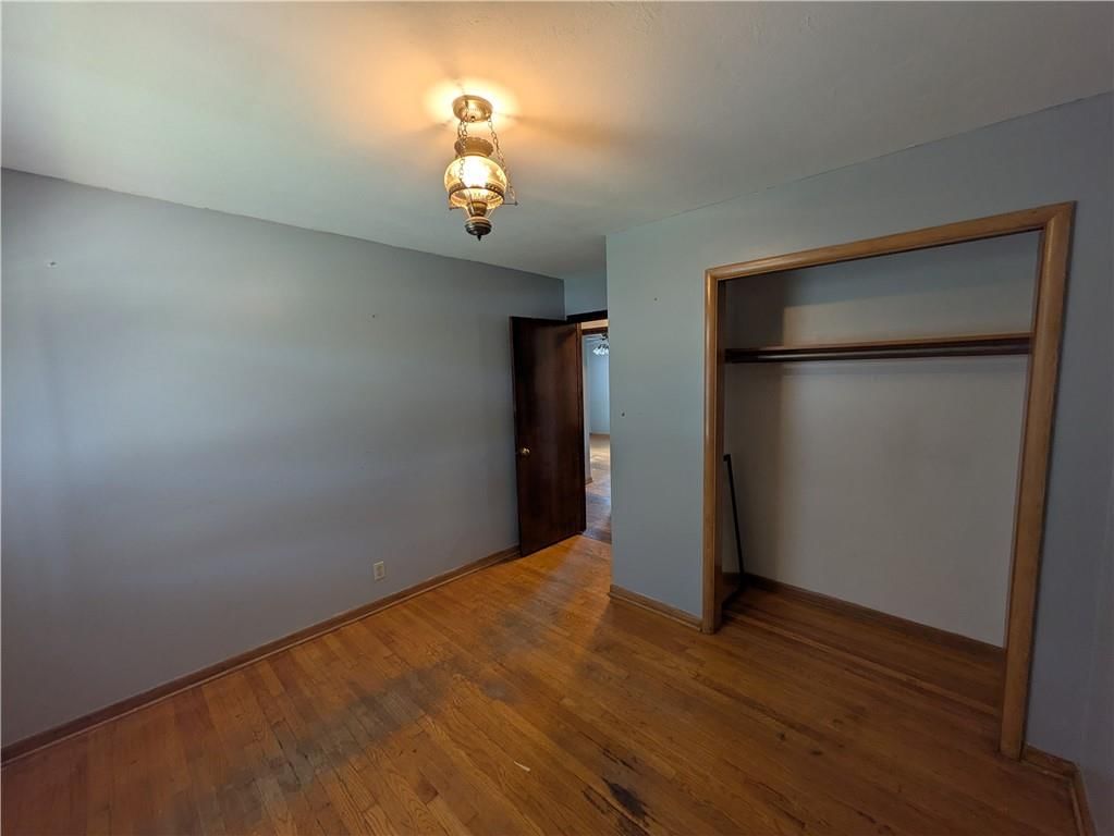 Photo 24 of 31 - 7003 N Brookside Road