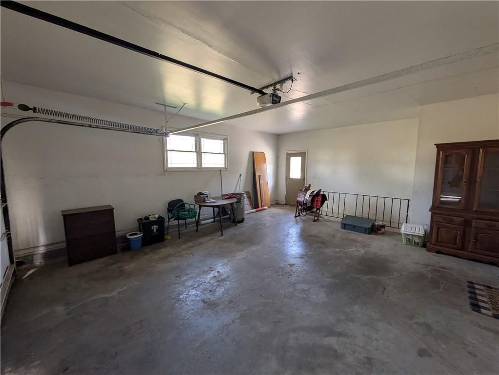 Photo 28 of 31 - 7003 N Brookside Road