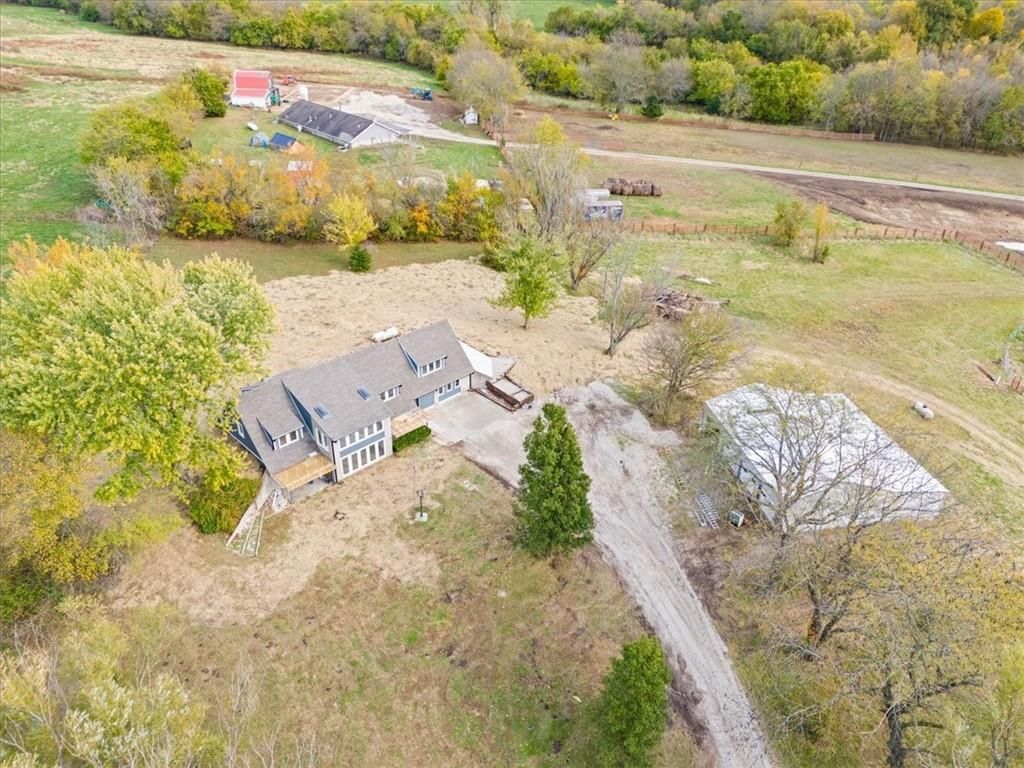 10203 S Outer Belt Road, Oak Grove, MO