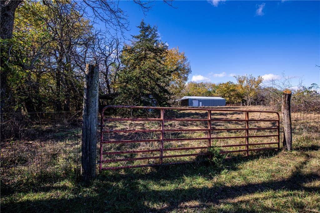 11296 W 900 Road — photo 8