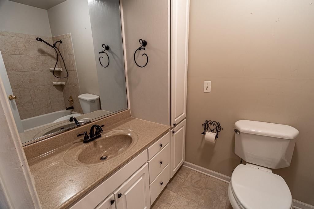 3508 E Lantern Lane — photo 20