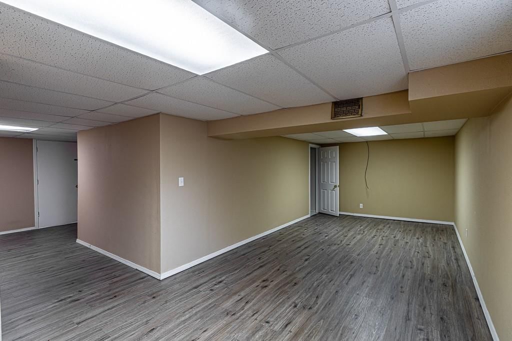 3508 E Lantern Lane — photo 31