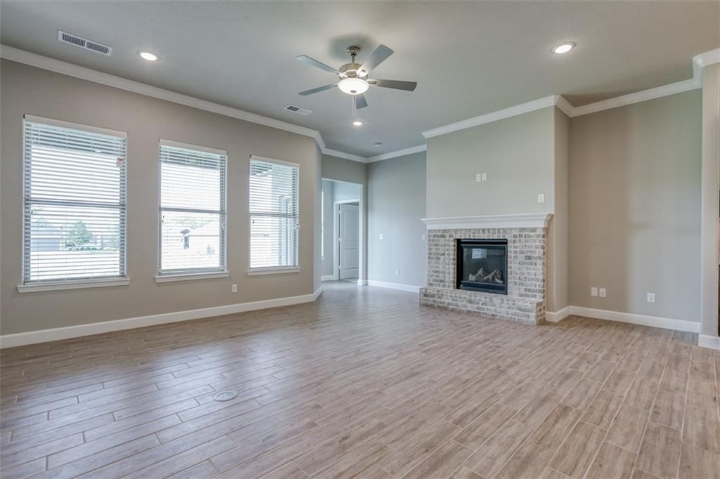 16564 W 166th Court — photo 9