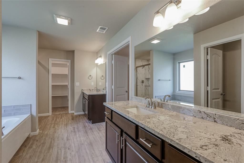 16564 W 166th Court — photo 15