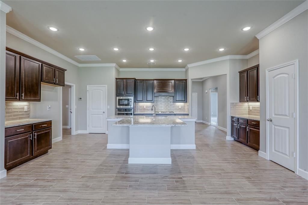 16564 W 166th Court — photo 33