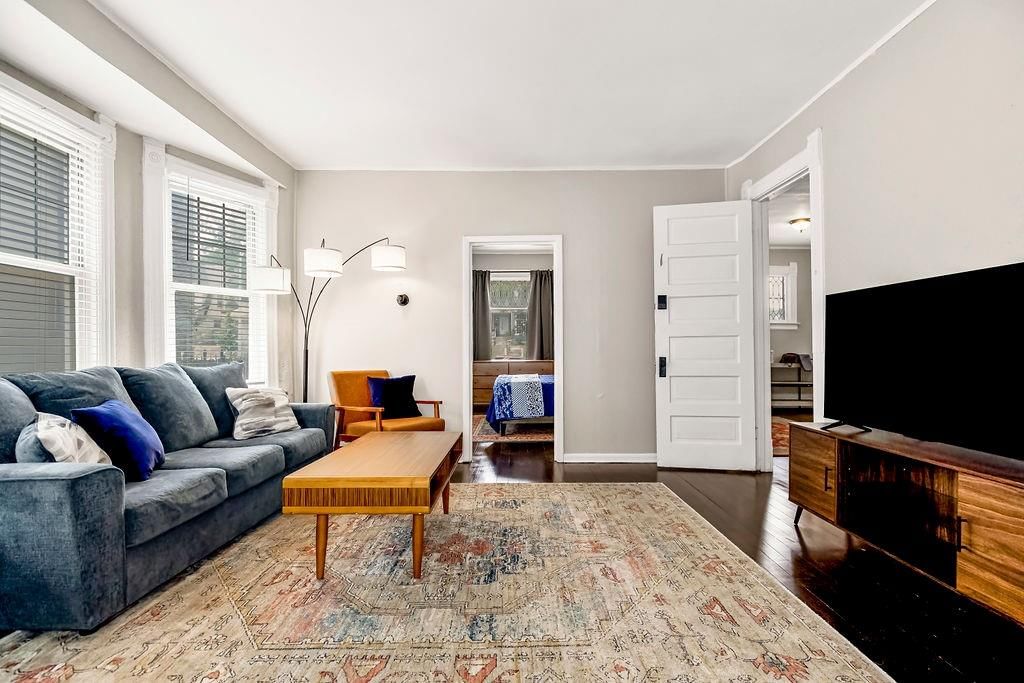 3951 Warwick Street — photo 21