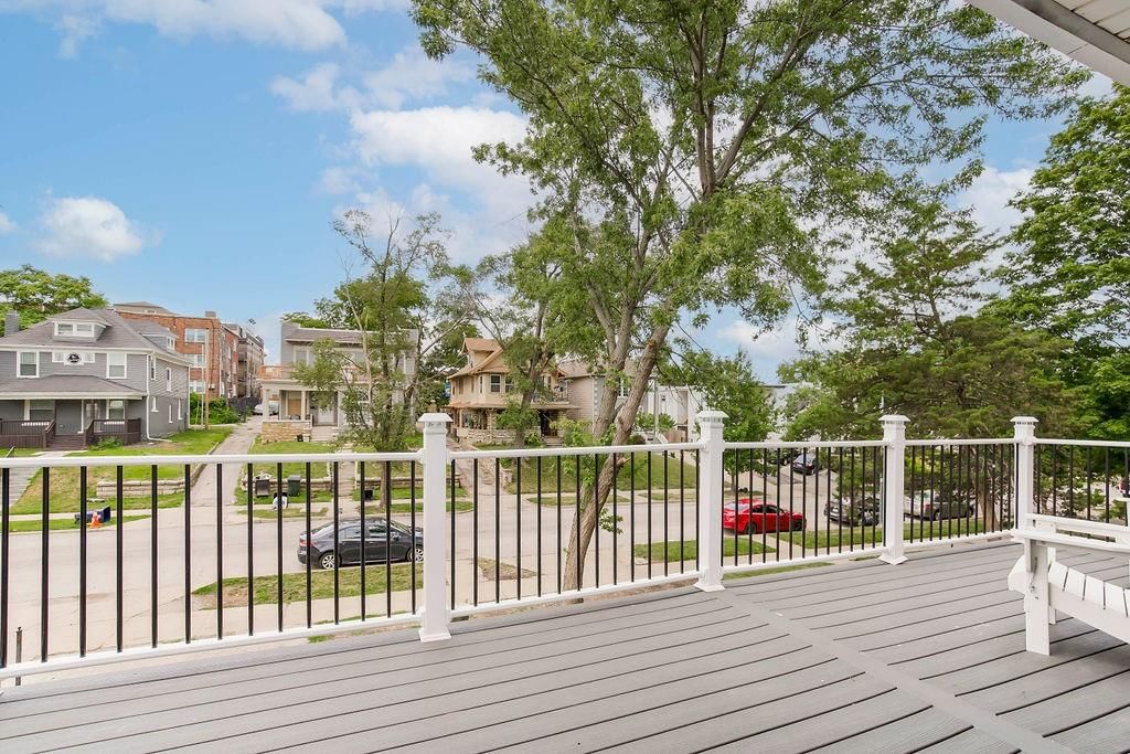 3951 Warwick Street — photo 30