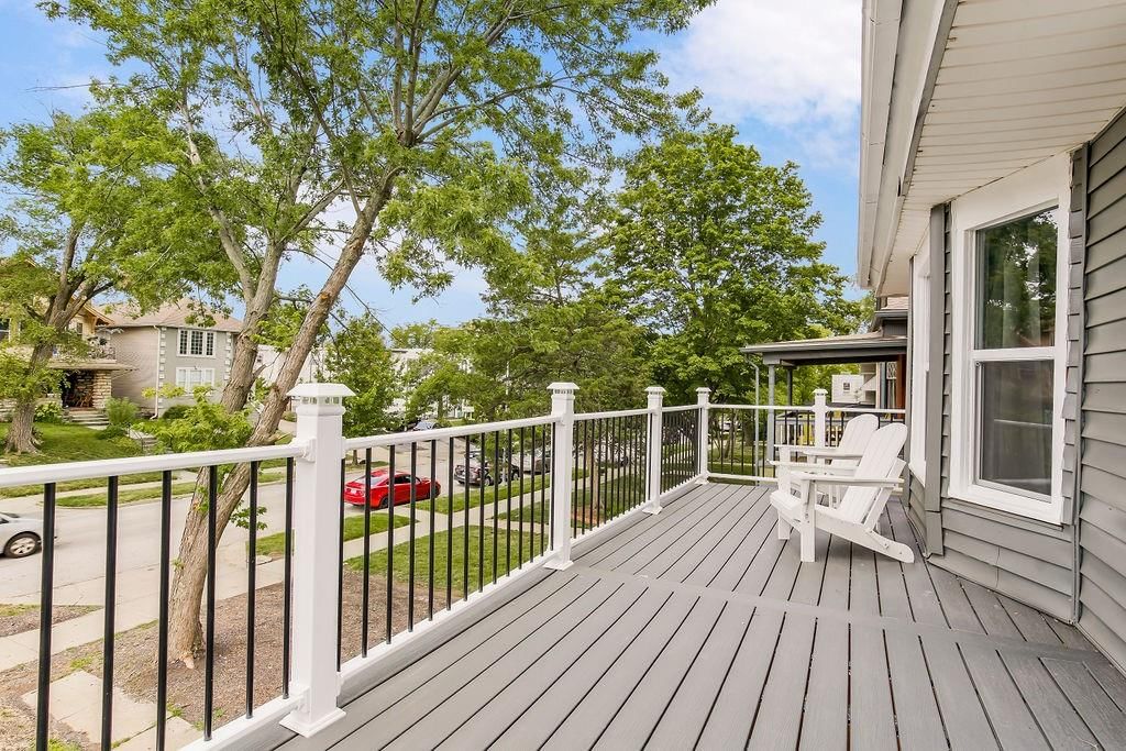 3951 Warwick Street — photo 31