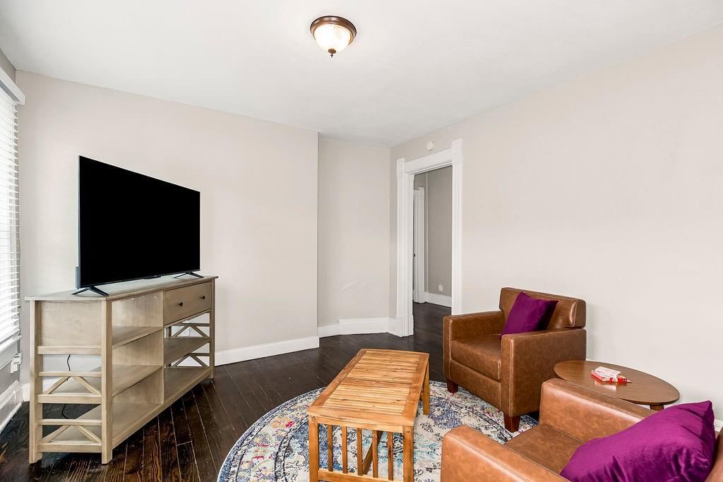 3951 Warwick Street — photo 39