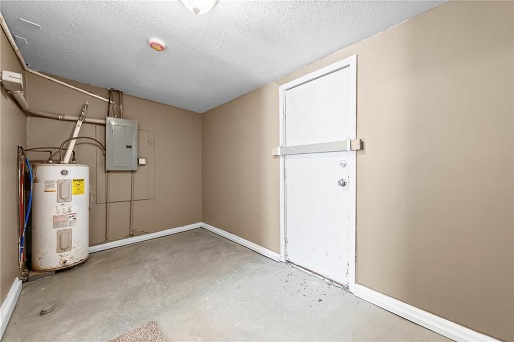 3633 Norton Avenue — photo 16