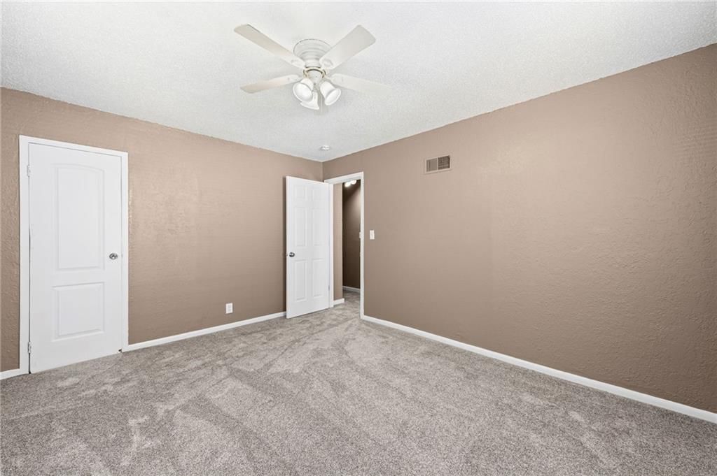 2116 Monroe Street — photo 15