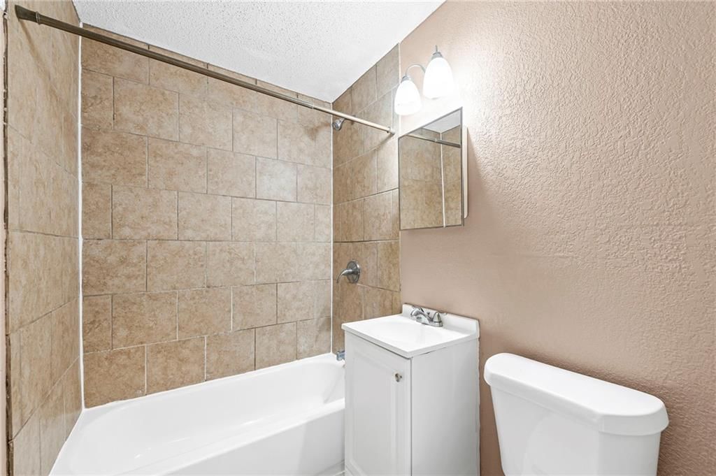 2116 Monroe Street — photo 27