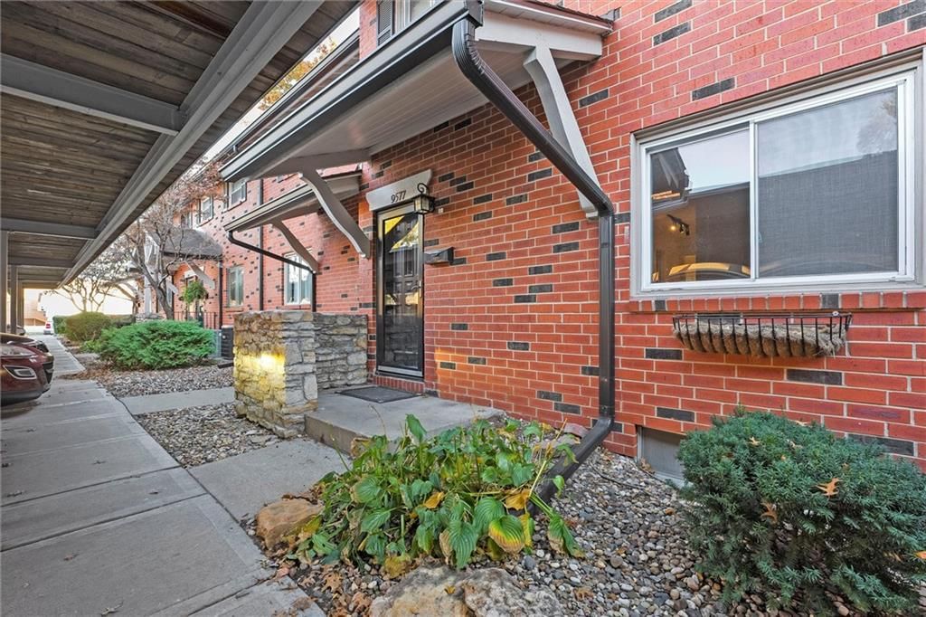 9577 OUTLOOK Street — photo 2