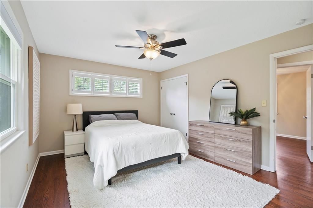 5703 W 50th Terrace — photo 14