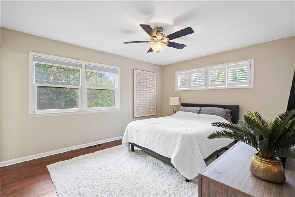 5703 W 50th Terrace — photo 15