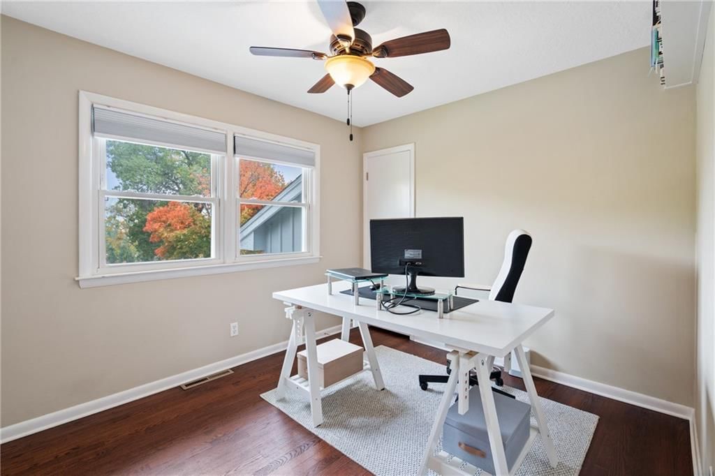5703 W 50th Terrace — photo 21