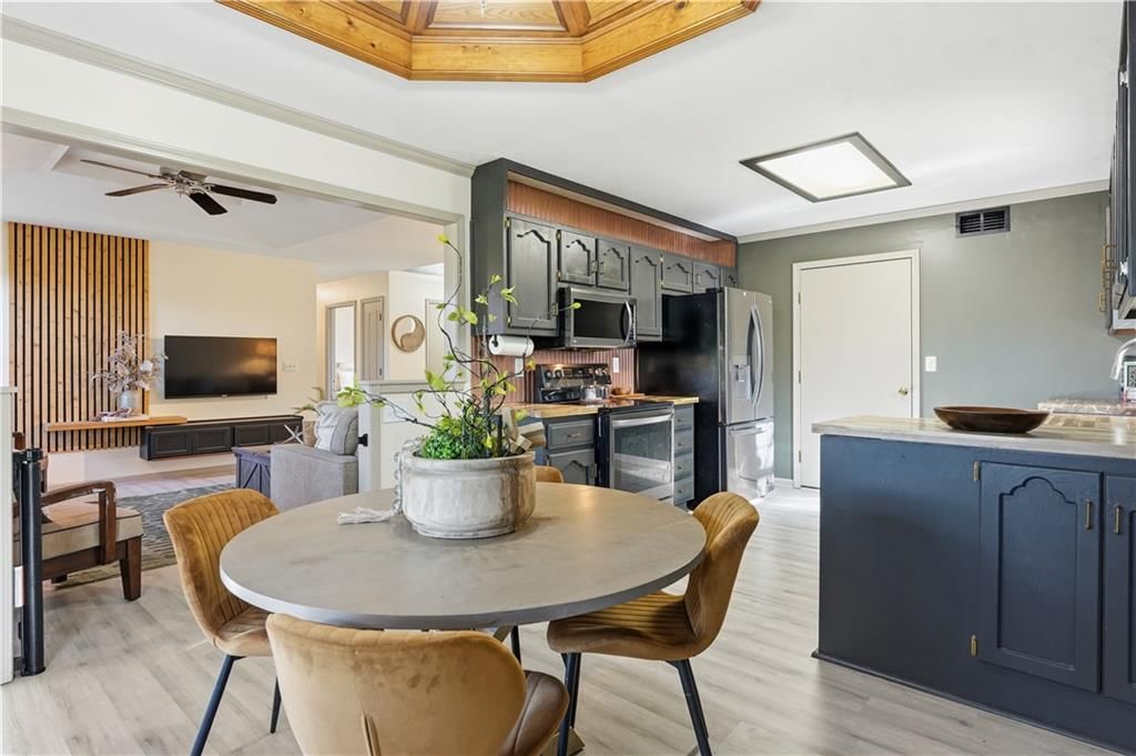 303 W Laredo Trail — photo 8