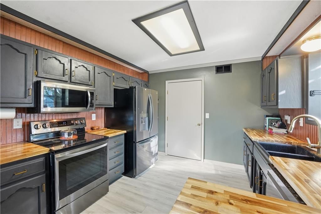 303 W Laredo Trail — photo 11