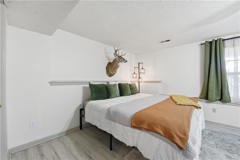 303 W Laredo Trail — photo 18