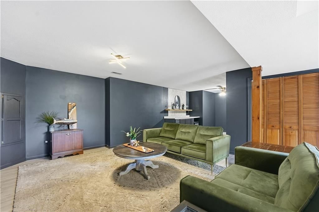303 W Laredo Trail — photo 23
