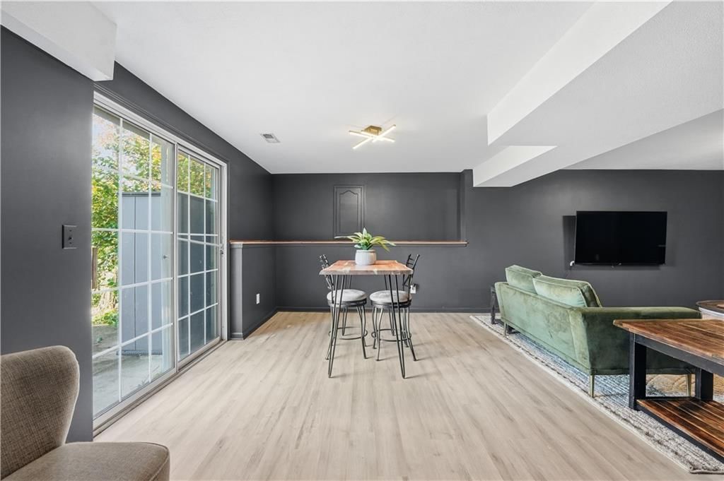 303 W Laredo Trail — photo 26