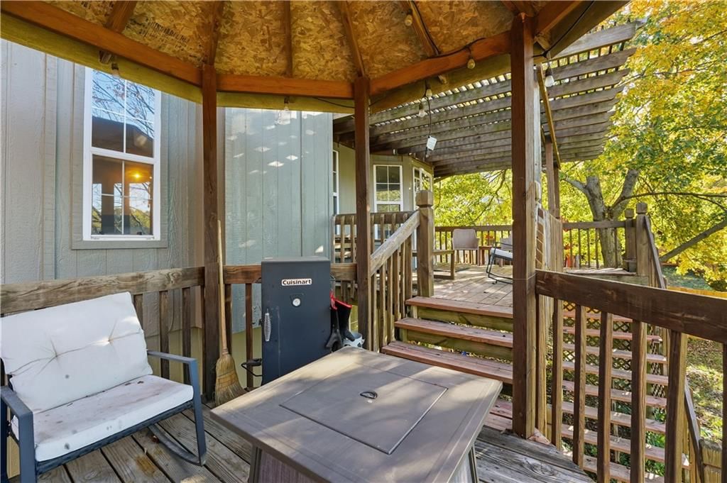 303 W Laredo Trail — photo 32