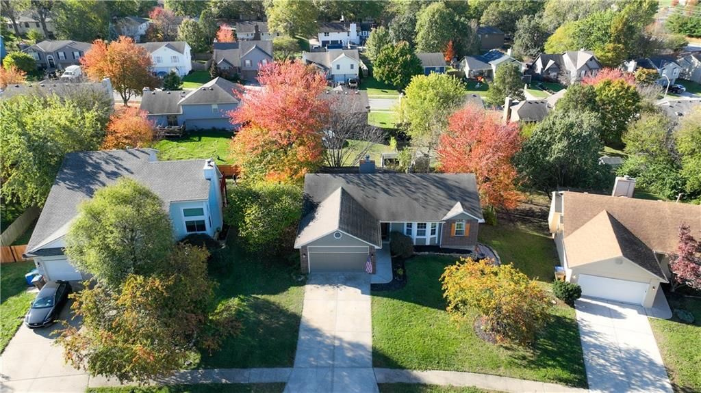 303 W Laredo Trail — photo 39