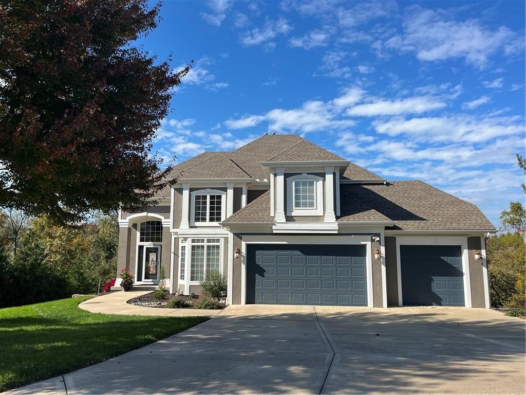 Photo 1 of 46 - 4516 NE Ridgeline Circle