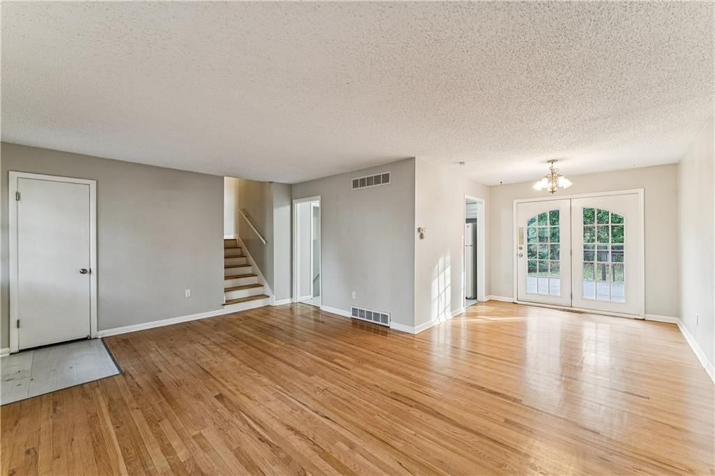 5007 Outlook Street — photo 7