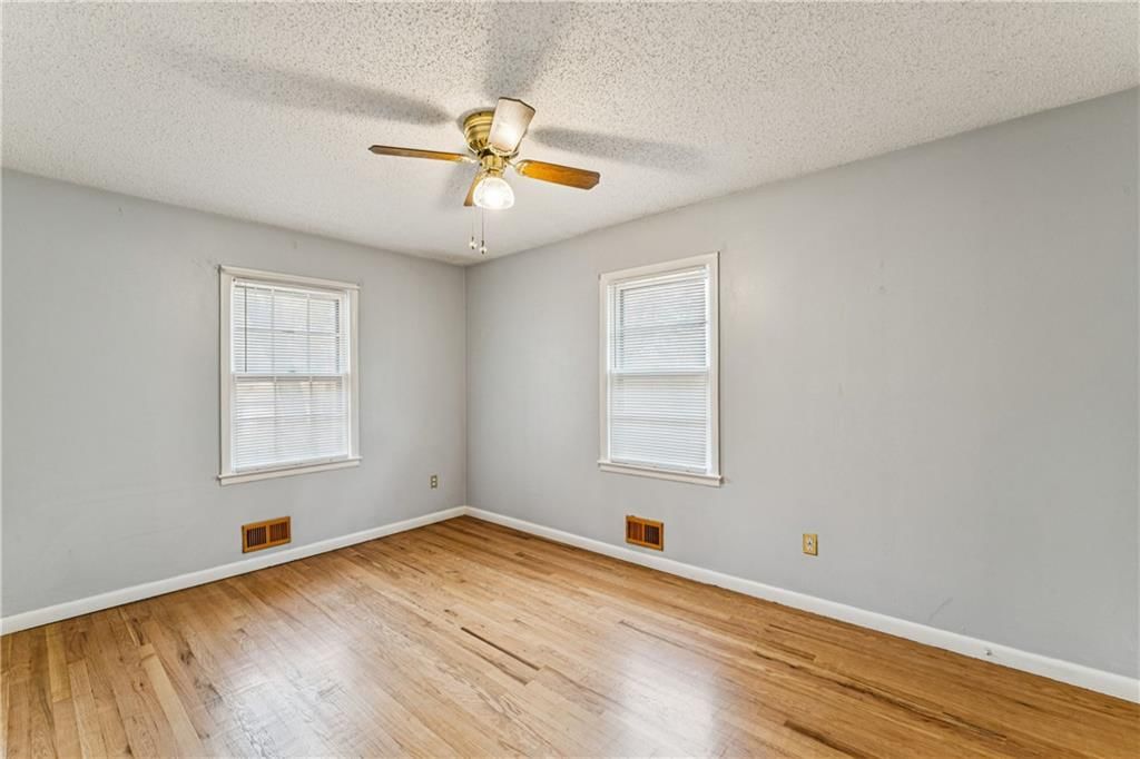 5007 Outlook Street — photo 22