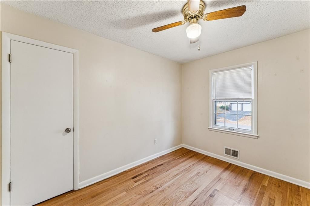 5007 Outlook Street — photo 27