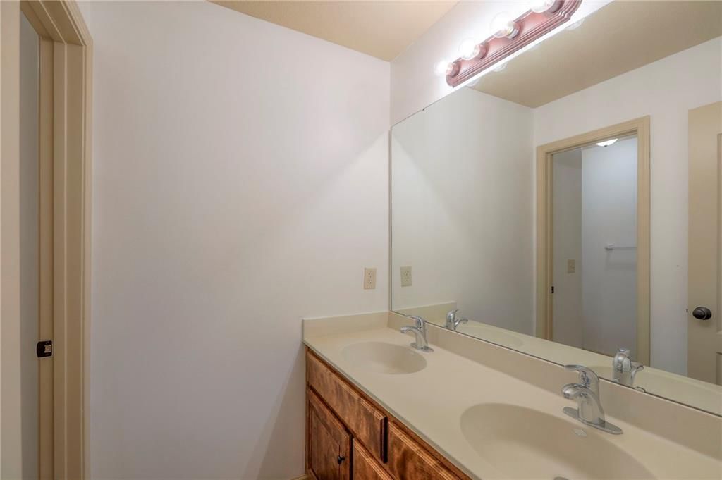 4203 NW 76th Street — photo 25