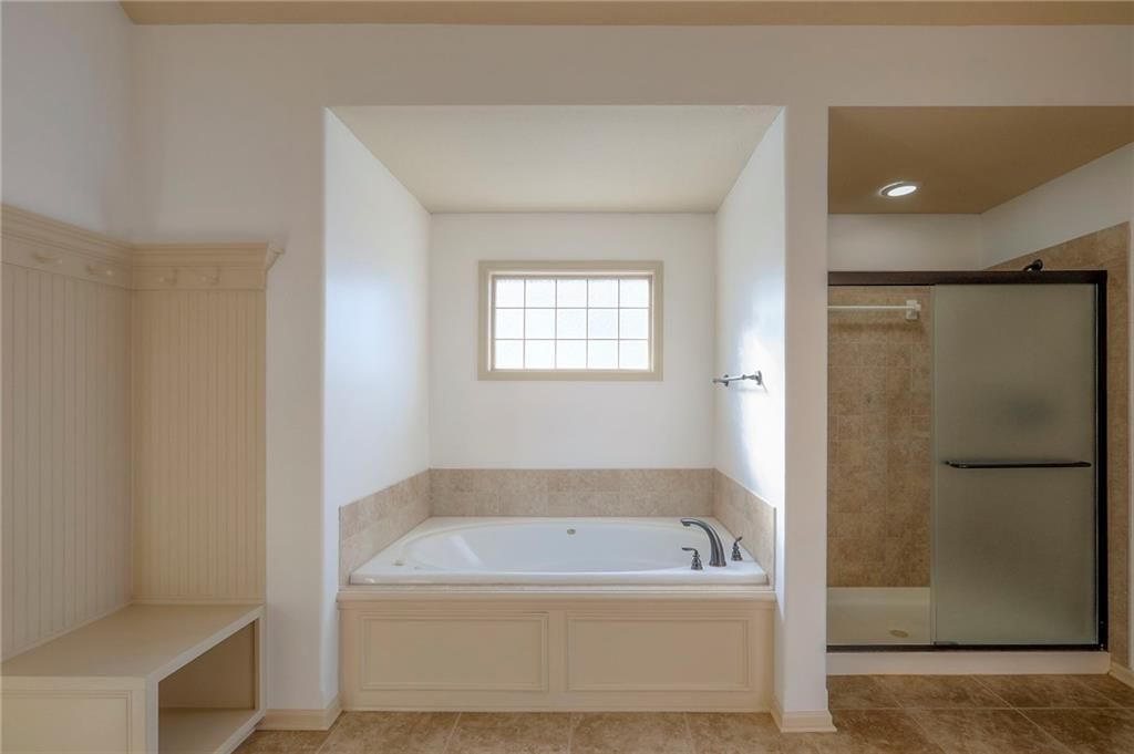 4203 NW 76th Street — photo 31