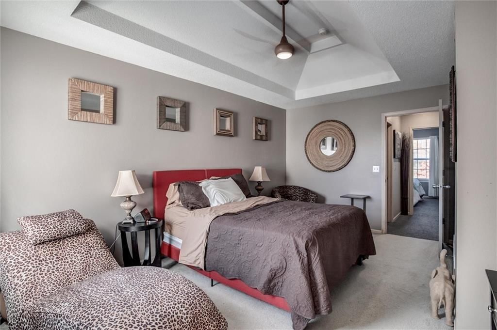 8146 N Elmwood Avenue — photo 11
