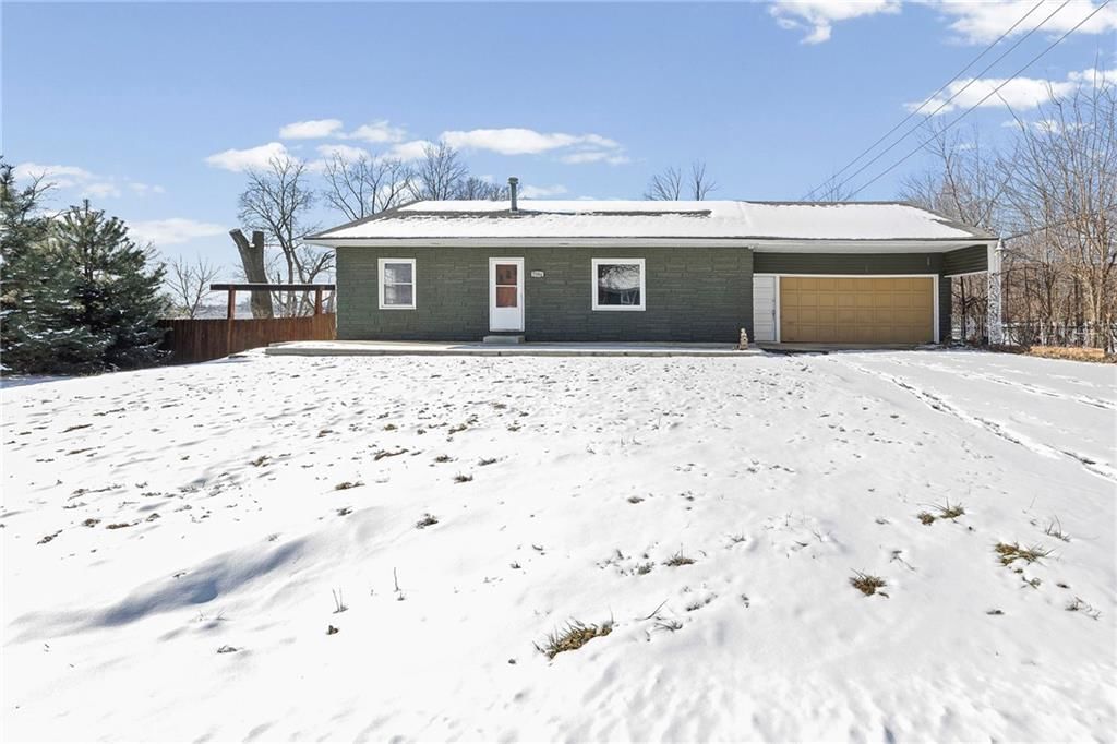 7304 N Walnut Street, Kansas City, MO