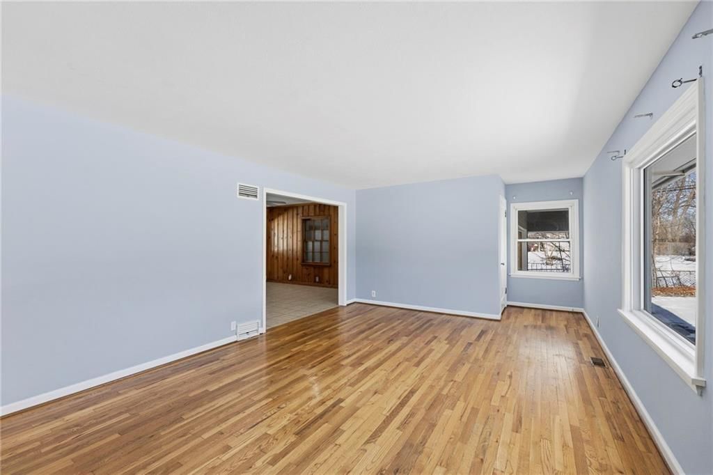 7304 N Walnut Street — photo 4