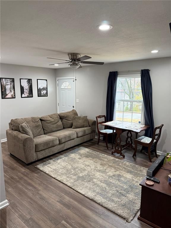 2620 Woodend Avenue — photo 13