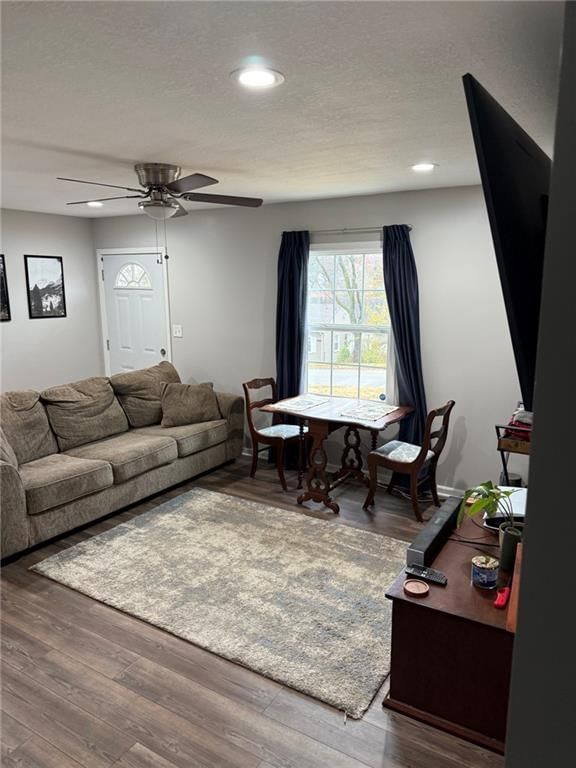 2620 Woodend Avenue — photo 24