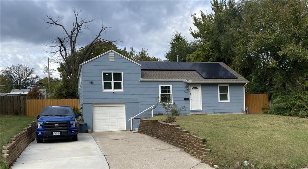 2620 Woodend Avenue — photo 26