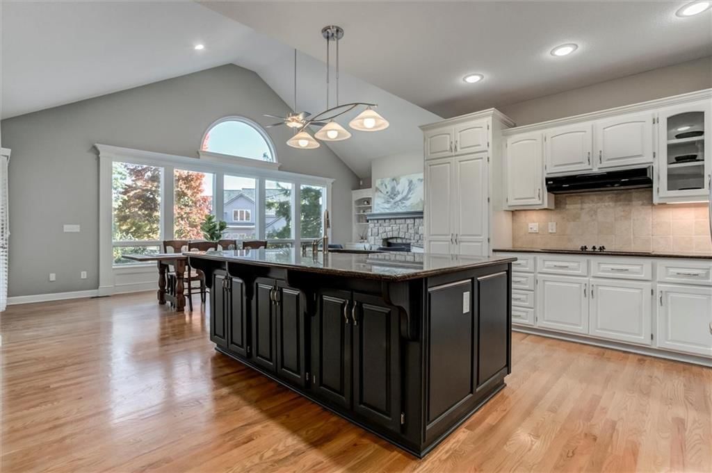22310 W 58th Street — photo 5