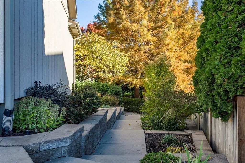 22310 W 58th Street — photo 34