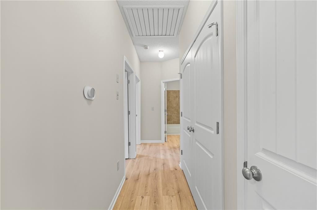 706 NW Green Drive — photo 9