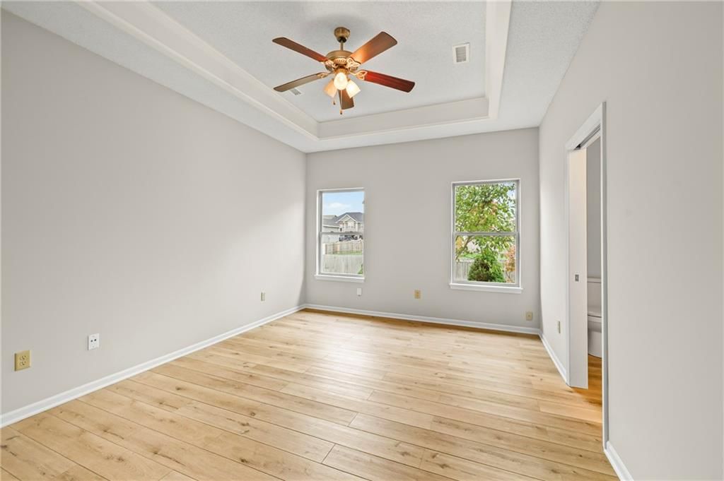 706 NW Green Drive — photo 11