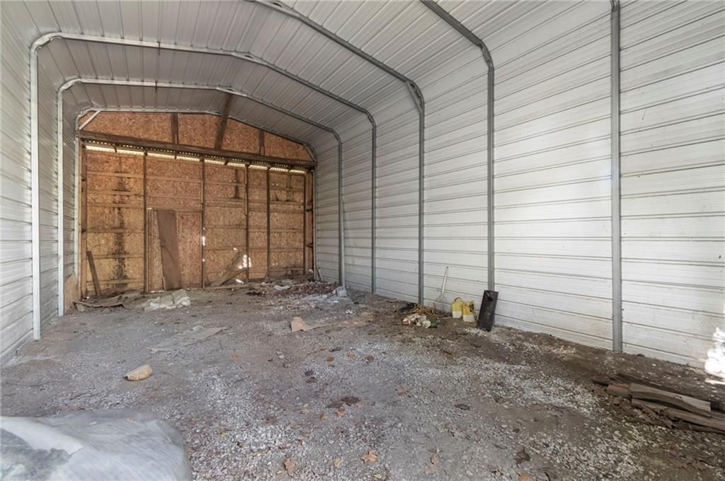 7702 NW Fawn Avenue — photo 35
