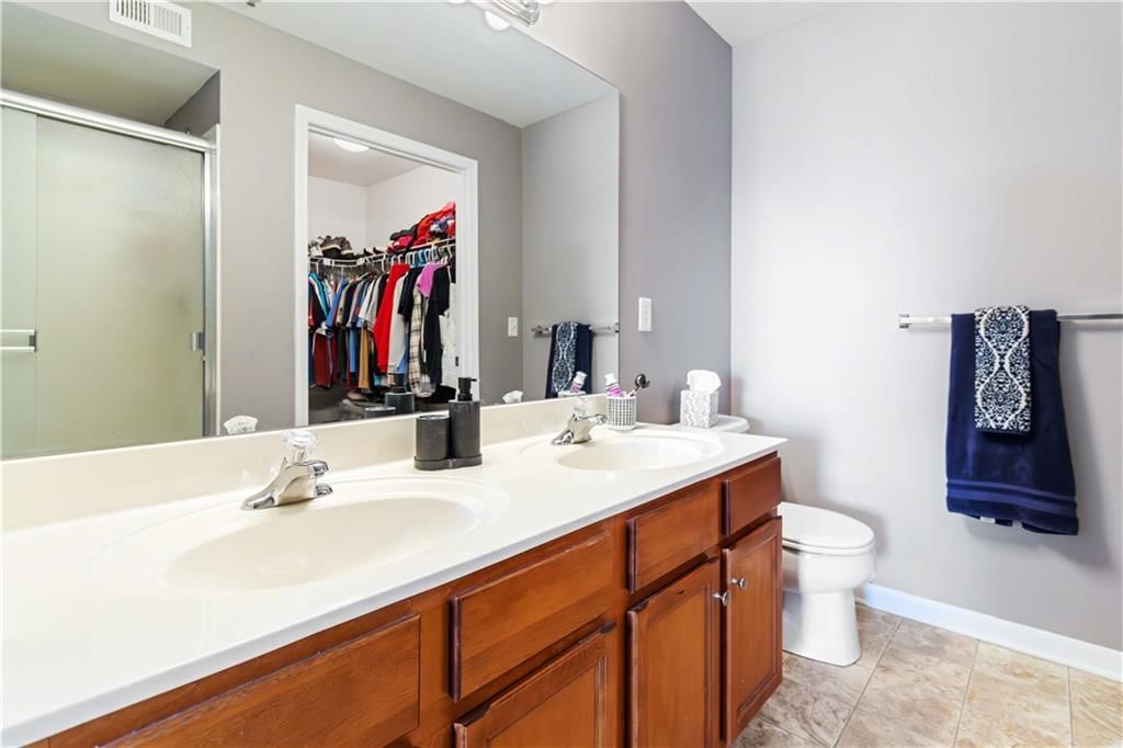 8000 N Drury Avenue — photo 12