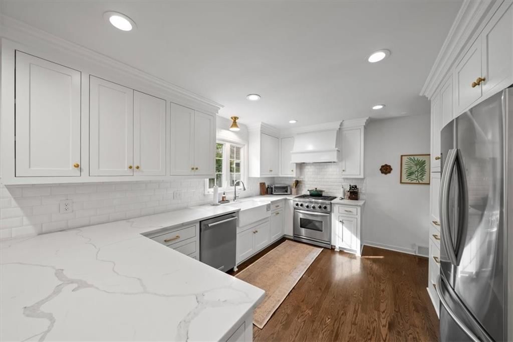 8200 Ensley Lane — photo 15