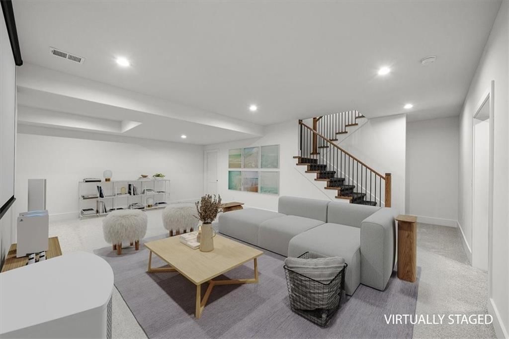 718 NE Lone Hill Drive — photo 24