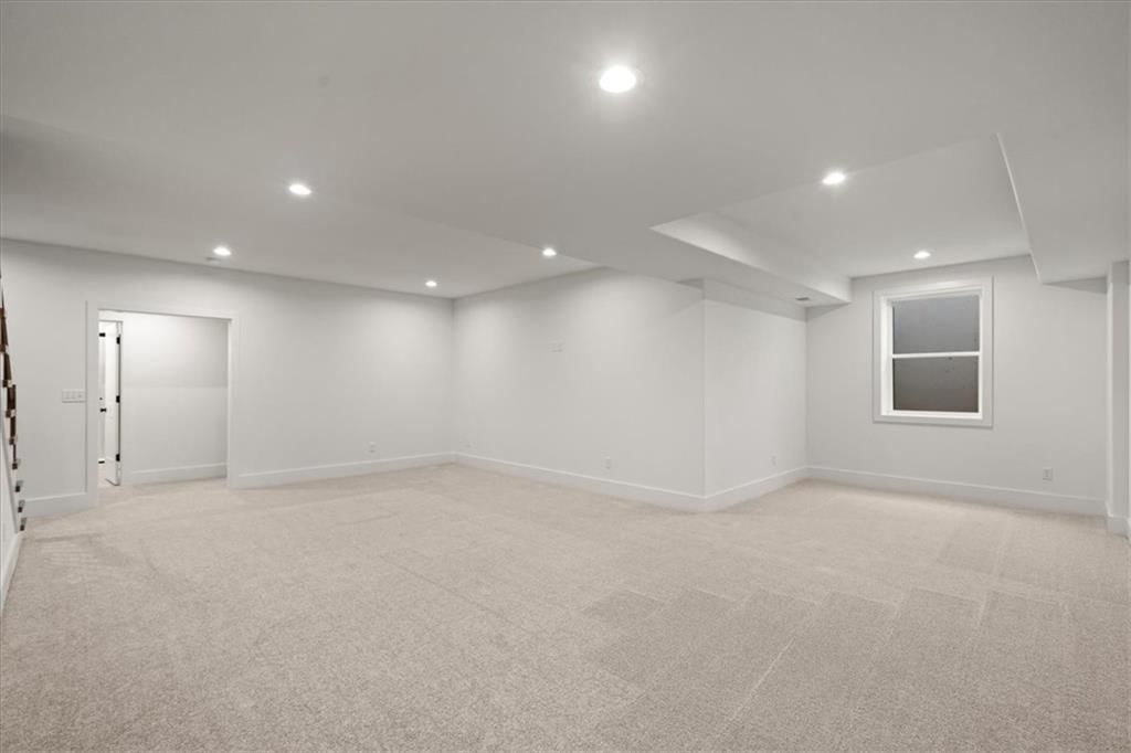 718 NE Lone Hill Drive — photo 29